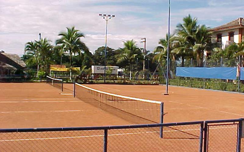 Condominio Clube Wembley Tennis 우바투바 외부 사진